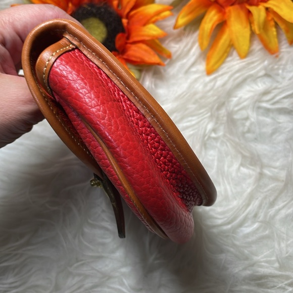 🌺 Dooney & Bourke belt bag / crossbody bag 🌺 - Picture 11 of 13